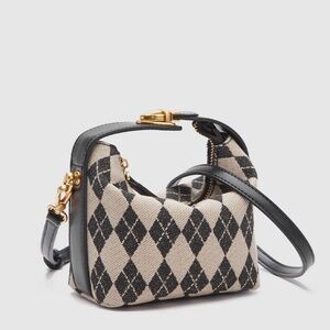 Urban Revivo 7 Argyle Shoulder Bag